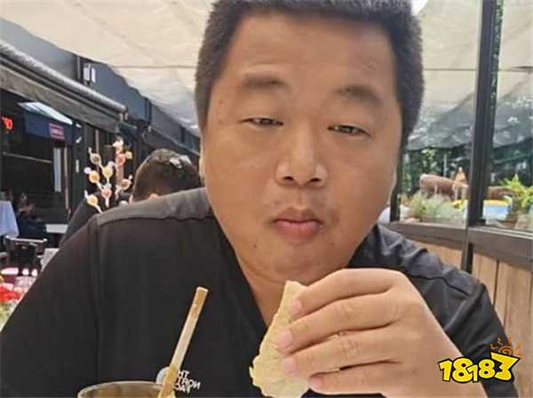 千萬級粉絲主播藍戰非自曝抖音頂流年入九位數：單條廣告超150萬！