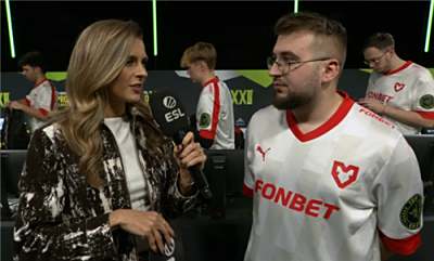 MOUZ让一追二击败NAVI晋级EPL S22四强