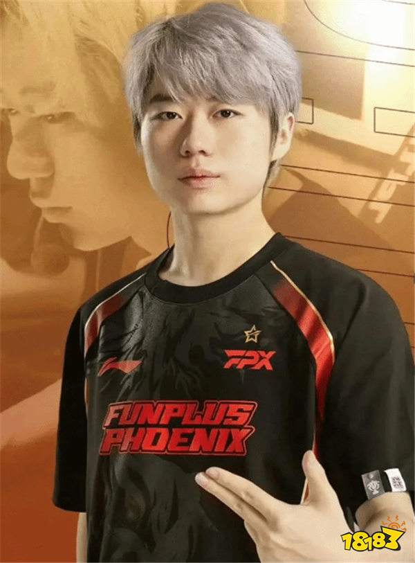 塌房!LPL年度最佳新秀爆大瓜!私联女粉缠绵两月,承诺1对1后冷暴力?