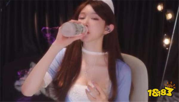 二次元女主播拒王校長50w+提成，曾拿1200月薪快餓死，父母催婚：嫁人才活得起？