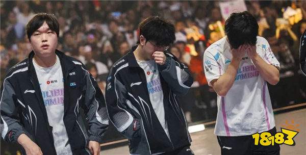 BLG输世界赛4天就泡商K?!ON被拍美女作陪,队友集体辟谣切割,全华班遭灵魂拷问!