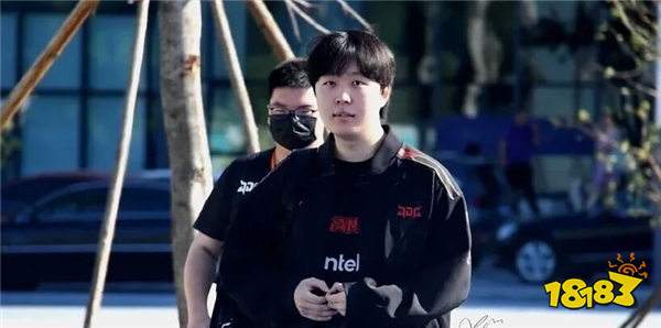 TES输T1后曝解散危机!Kanavi采访喊“祝队友好未来”引网友众怒!