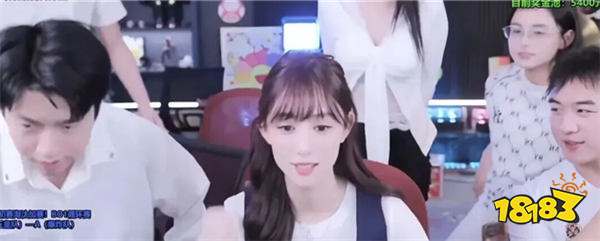 Doinb遭好兄弟新一“背刺”?无视昔日矛盾现身南波儿直播间稳坐C位,网友吵翻:忘本了?