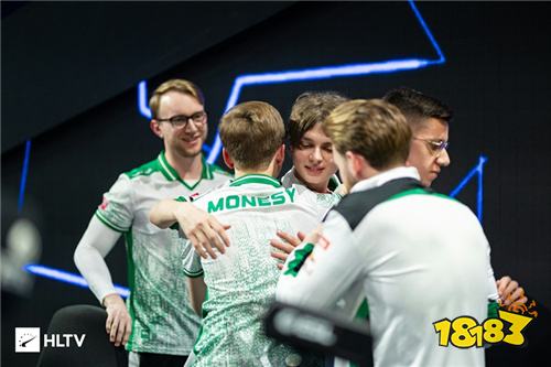 m0NESY专访:99朵玫瑰成最难忘礼物 Falcons剑指Major淘汰赛