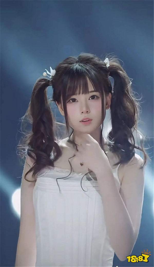 火线妹从游戏顶流沦落到卖烤肠?即将与呆妹儿合体去团播跳舞?!