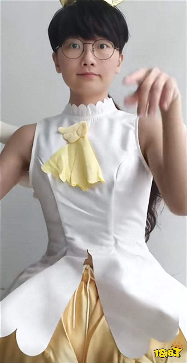 女版Faker直播暗諷LPL“毫無還手之力”，賬號秒封！網友怒懟：蹭流量還滅自己志氣！