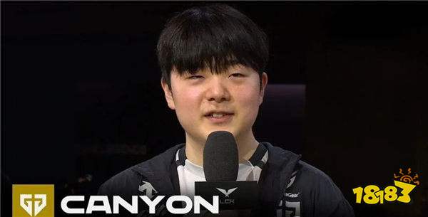 T1親手拆散三冠王朝:970萬(wàn)放走FMVP小呂布,簽“逆風(fēng)就崩”新人AD,網(wǎng)友怒噴:FMVP魔咒實(shí)錘!