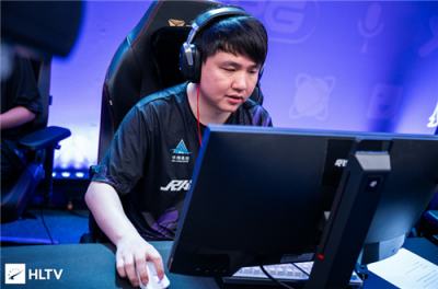 Summer谈RA淘汰：新选手Major经验不足影响发挥