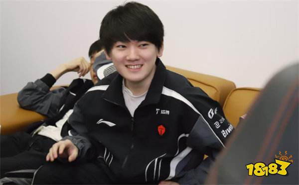 阿水Theshy被曝被T1打散即将退役？！知名爆料人提议LPL开启收费观赛模式？