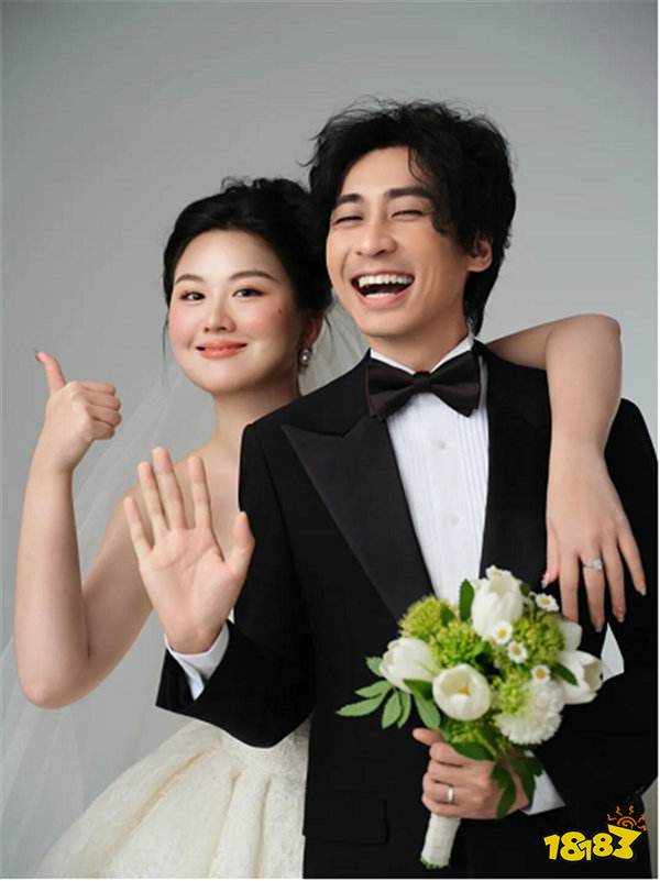 笑不活了！LOL顶流主播小明剑魔官宣结婚，网友狂刷“国服第一龙龟”！钱全被老婆拿走还结婚？