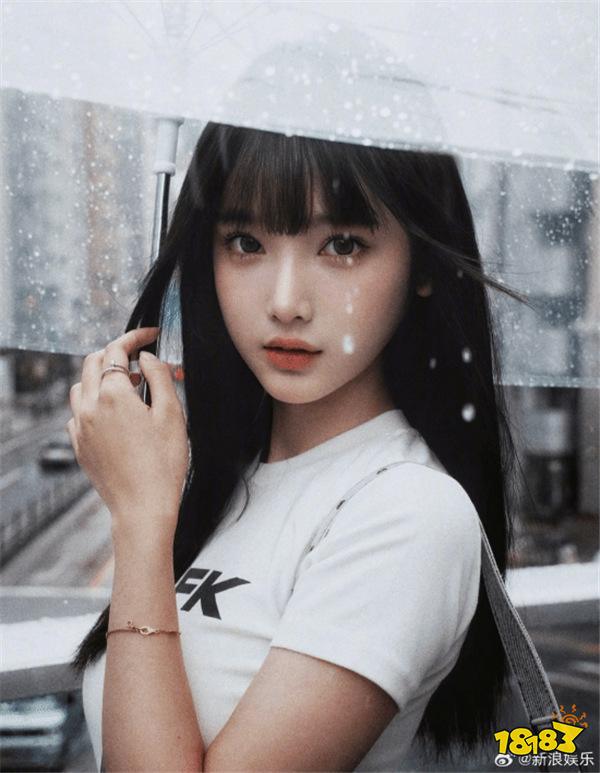 林俊杰深夜官宣恋情!小21岁女友颜值封神,还COS过蒂法!