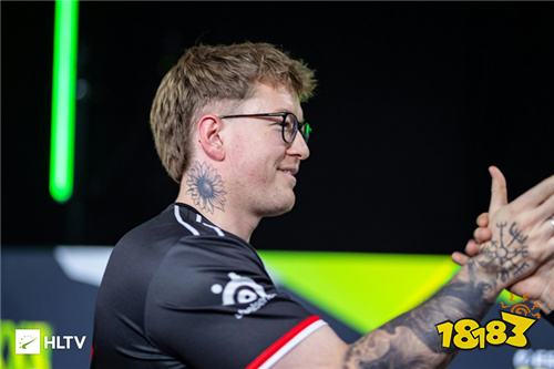 100 Thieves官宣重磅引援：传奇狙击手device加盟，与gla1ve再续前缘