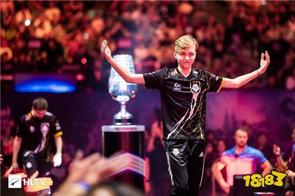 HLTV设立“中国女生心动奖”,获奖者却全是俄罗斯选手?还邀Zeus出席!国内玩家怒批:公然冒犯!