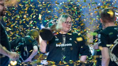 Spirit教练hally点评新指挥magixx 直言Anubis地图不平衡