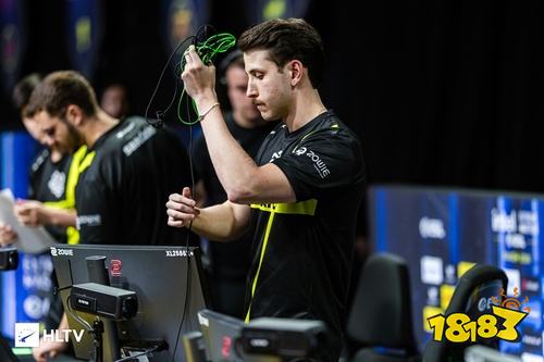 Legacy战队官宣：下放效力13个月的队长lux