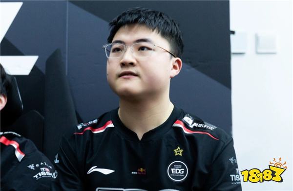 Uzi看懵一区灵活榜首！4253胜点433胜仅4负？真相太黑暗！