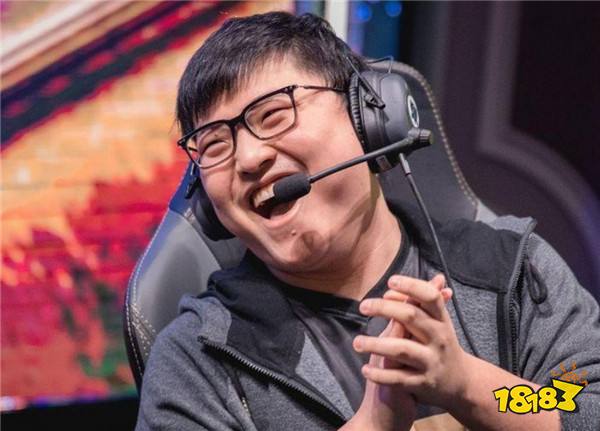 Uzi自掏腰包办百万乌兹杯,保底100万奖池?!网友:这是要干翻LPL?