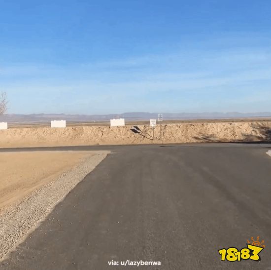 崔佛小屋现实对比2