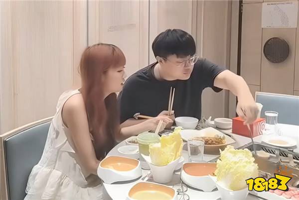 别再骂Sask猪头了！解说Mage霸气护夫，怒怼外貌攻击：和他在一起超开心！