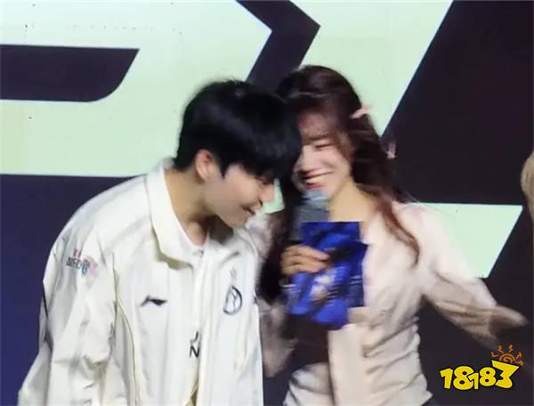 Rookie新女友身份扒光！出轨质疑再添实锤！