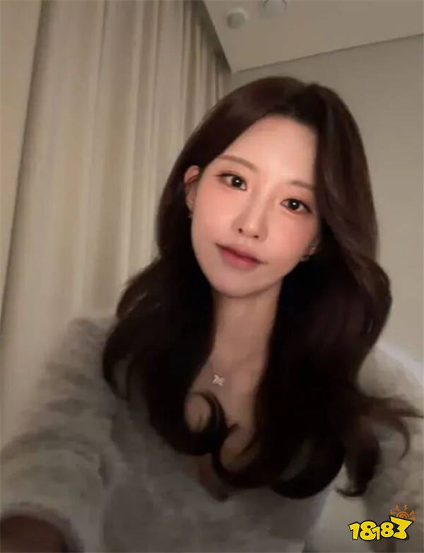 Rookie新女友身份扒光！出轨质疑再添实锤！