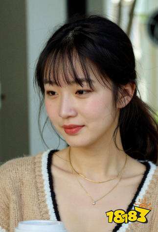 手机美女真人直播软件 真人视频直播APP免费观看