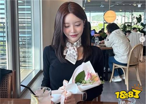 交新朋友必备的免费交友软件推荐 美女帅哥在线社交交友的app分享