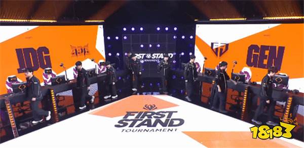 国际赛事导播闹顶级乌龙！把Gala黑粉嘲讽牌当应援狂给特写？