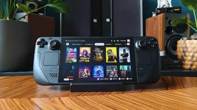Steam Deck顶配暴涨至949美元 新主机Steam Machine无限延期