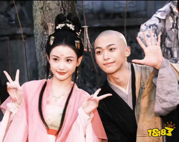 全韩都在等的男人!梓渝确认现身《盛世天下》首尔见面会,中签难度堪比春运
