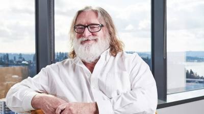 Gabe Newell 5亿美元游艇配2000美元座椅 CS2团建照疯传
