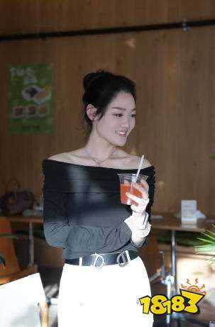 美女一对一直播聊天室 一对一语音聊天室有哪些