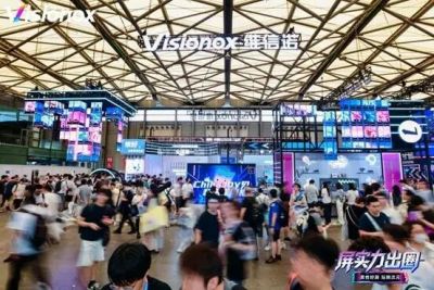 中尺寸OLED新战事:维信诺ChinaJoy首秀释放了什么信号?